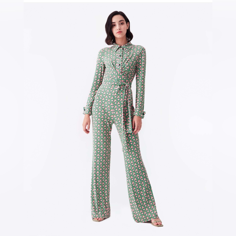 Sold out Diane Vin Furstenberg Michelle Jumpsuit Small nwt baby pink